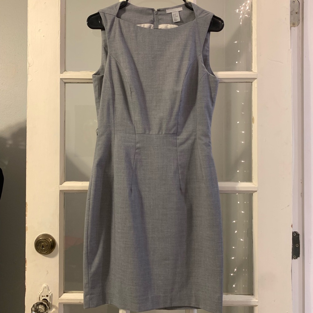 sleeveless office dress